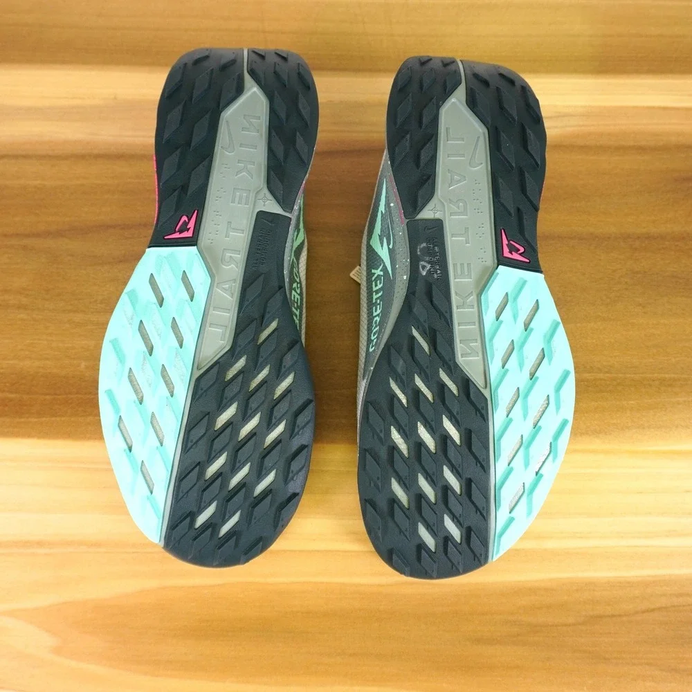 NEW Nike Pegasus Trail 5 GORE-TEX Mens 8.5 Grey Teal‎ Waterproof Running FQ0908